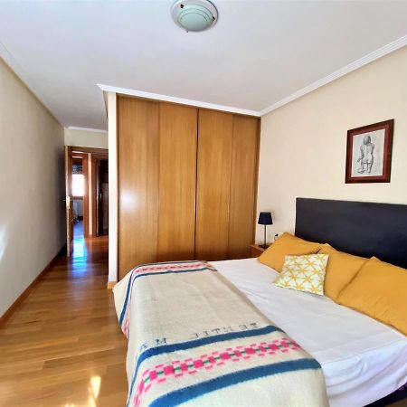 Housingleón - San Marcos con garaje Apartamento Exterior foto