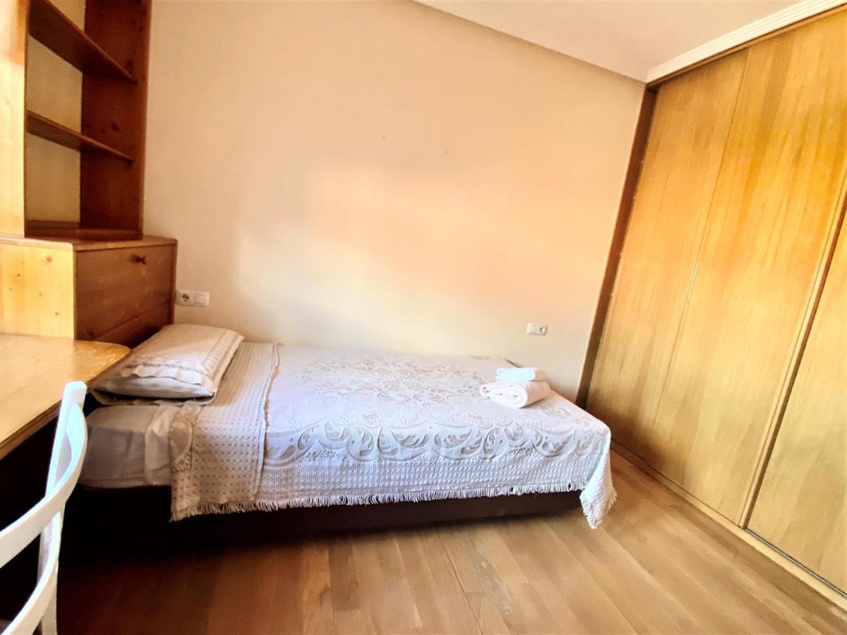 Housingleón - San Marcos con garaje Apartamento Exterior foto
