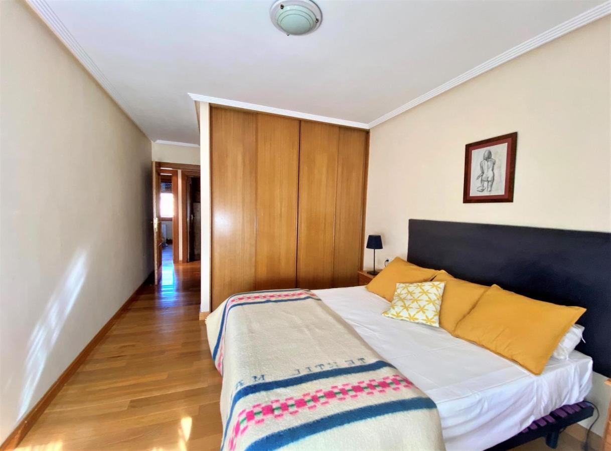 Housingleón - San Marcos con garaje Apartamento Exterior foto